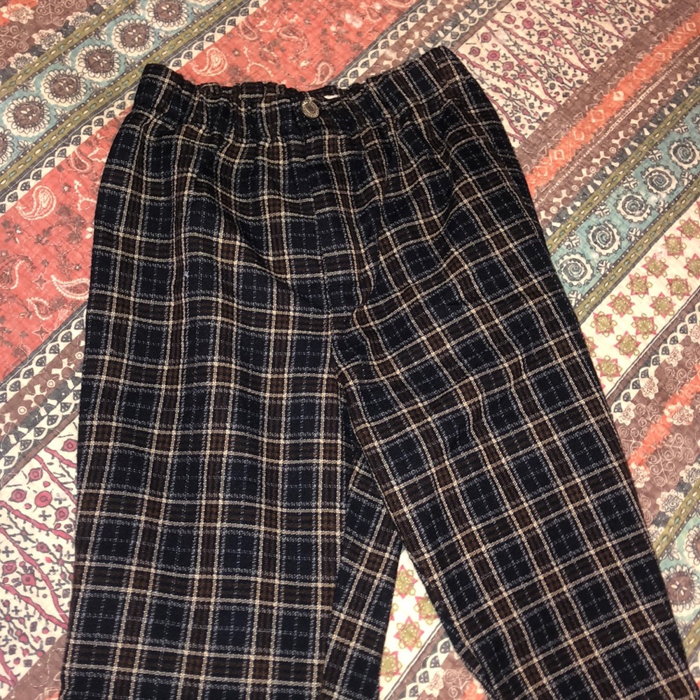 Brandy Melville Tapered Pant